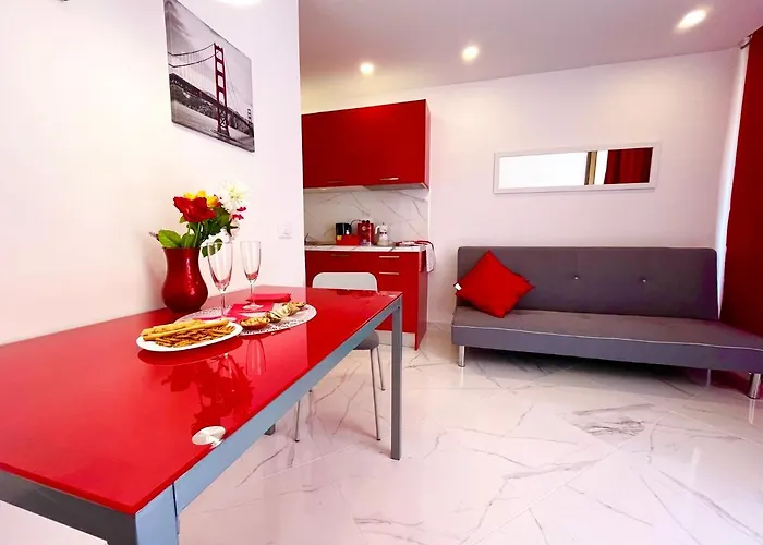 דירה Miss Flora Olympia *