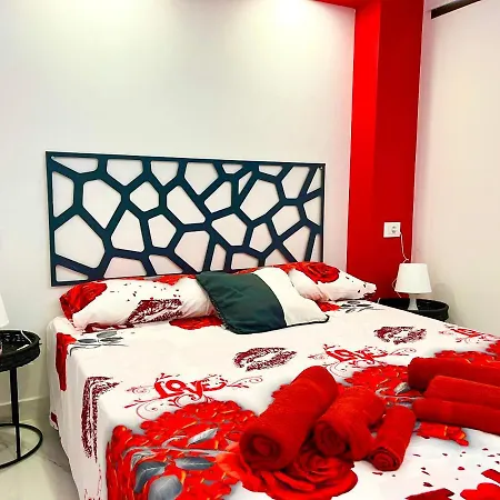 Miss Flora Olympia شقة *