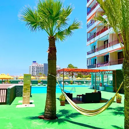 Miss Flora Olympia * 美洲海滩