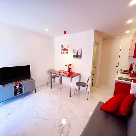 Miss Flora Olympia * Playa de las Americas (Tenerife)